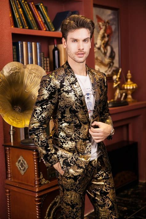 versace mens nightwear|versace men's suits price.